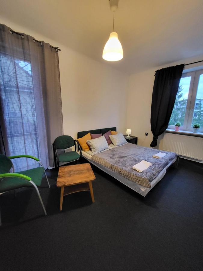 Charmed Homestay - Zaczarowany ワルシャワ エクステリア 写真