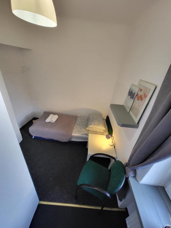 Charmed Homestay - Zaczarowany ワルシャワ エクステリア 写真