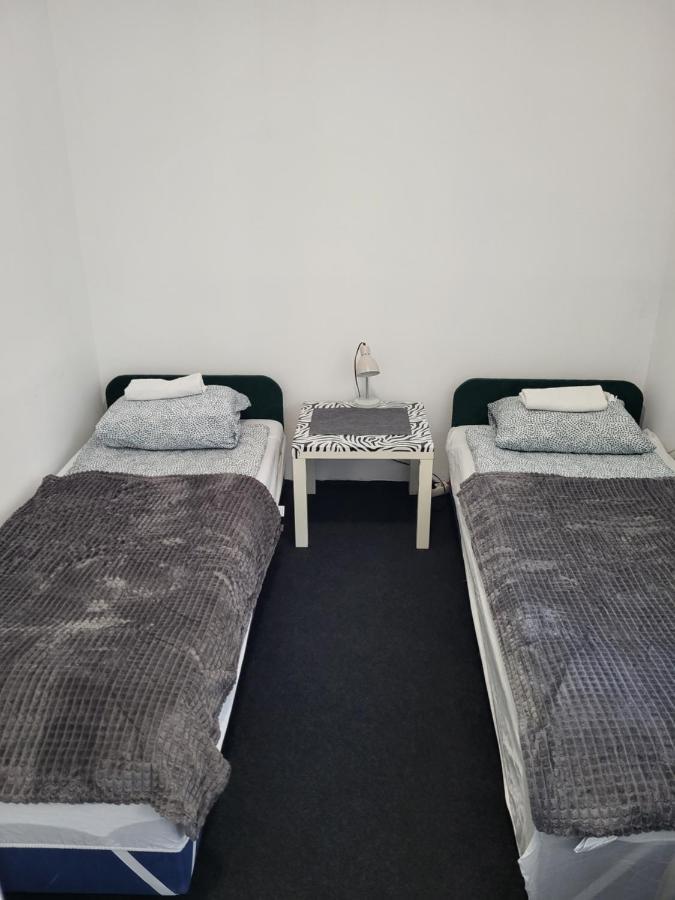 Charmed Homestay - Zaczarowany ワルシャワ エクステリア 写真